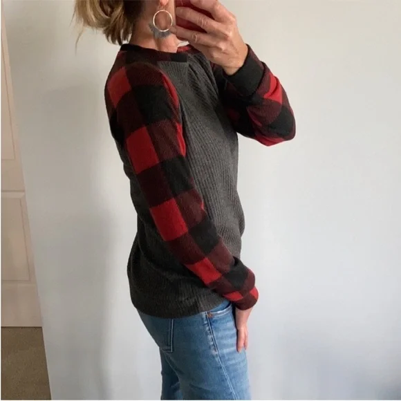 Black, Red, Grey Buffalo Plaid Long Sleeve Top - Picture 4 of 9